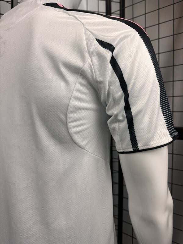 Juventus Home Player Version Jersey 2025/26