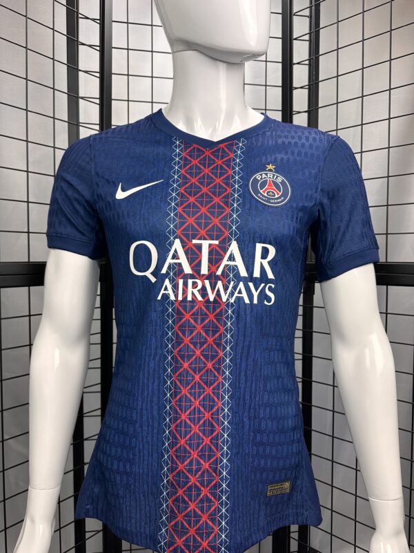 Paris Saint-Germain Home Player Version Jersey 2025/26