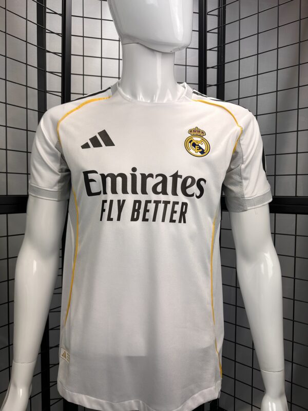 Real Madrid Home Player Version Jersey 2025/26